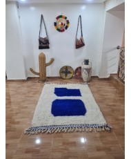 TAPIS BERBÈRE EN LAINE FAIT...